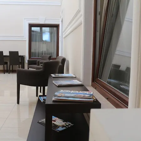 Helenapolis Отель Ялова