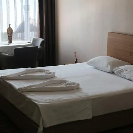 Hotel Helenapolis 3*